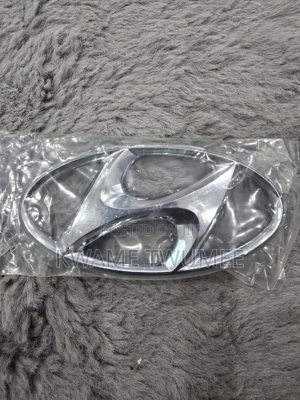 Hyundai Crown