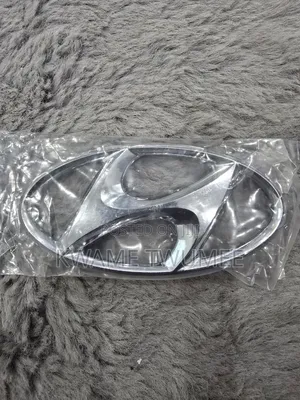 Hyundai Crown