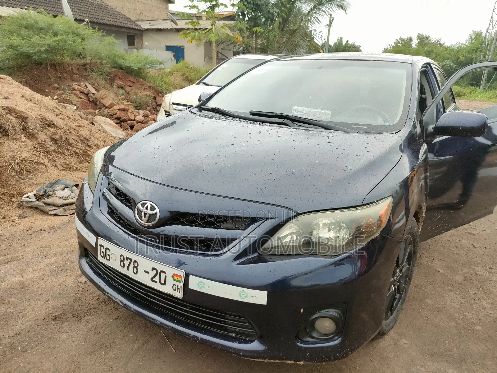 Toyota Corolla LE 4dr Sedan (1.8L 4cyl 4A) 2013 Blue