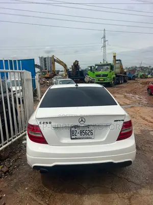 Mercedes-Benz C250 2013 White