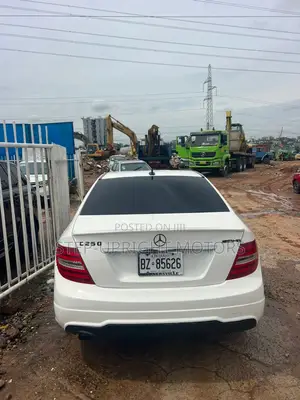 Mercedes-Benz C250 2013 White