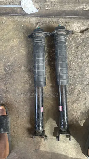 Nissan Altima,Navara,Sentra,Patrol Back And Front Shock Absorbers.