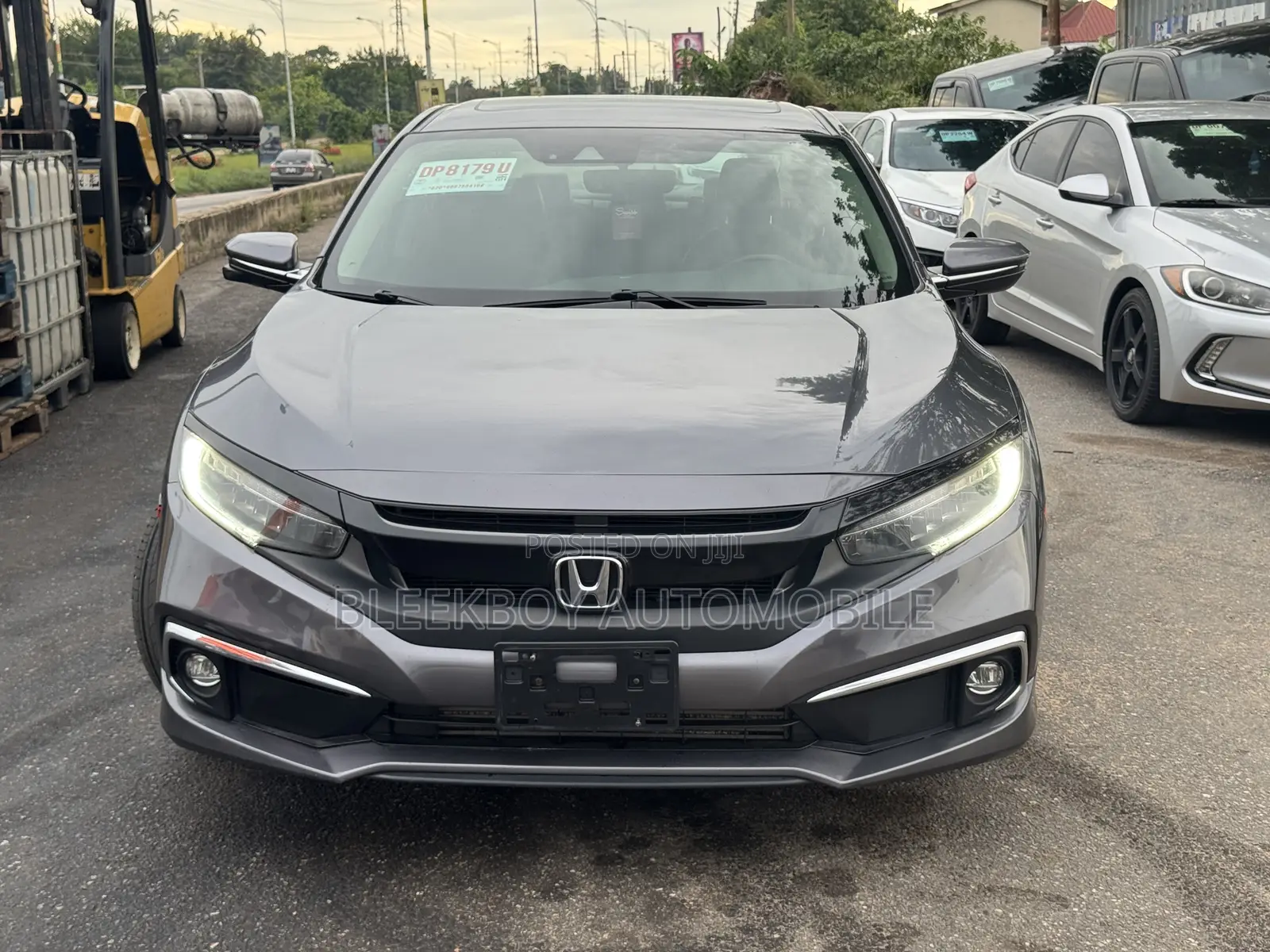 Honda Civic Touring Sedan 2019 Gray