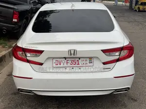 Honda Accord Touring 2018 White