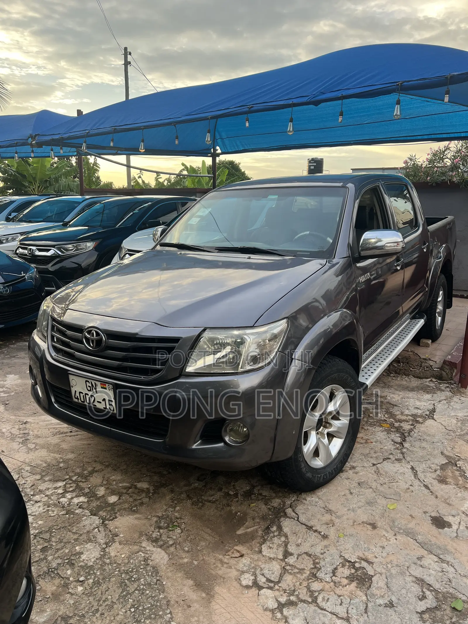 Toyota Hilux SR5 4x4 2015 Gray