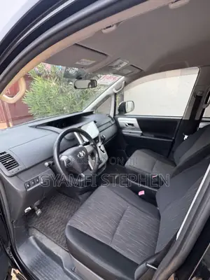 Toyota Voxy 2010 Black