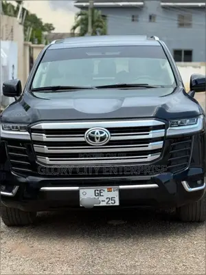 Toyota Land Cruiser 4.5 V8 VXR 2021 Black