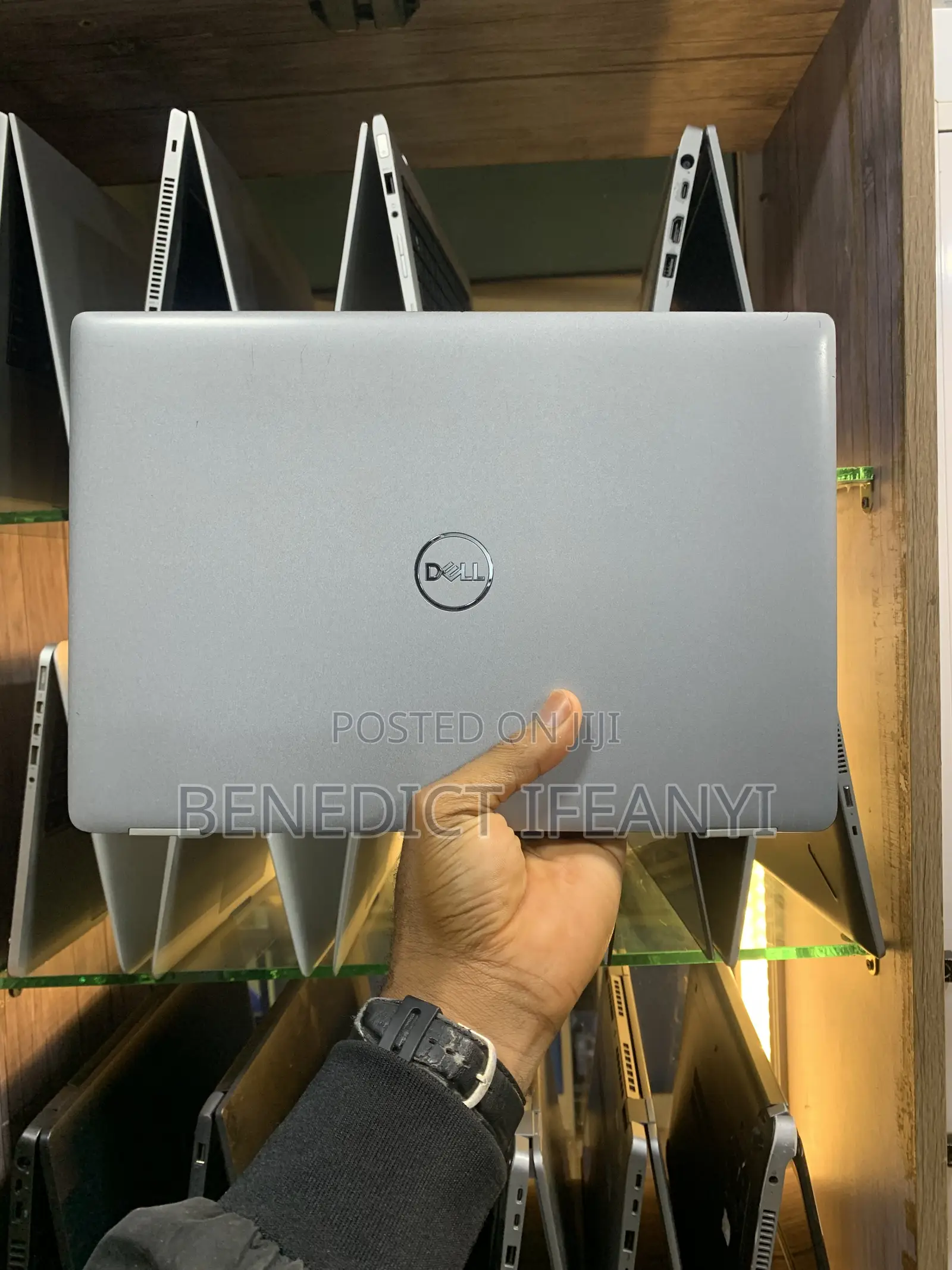 Laptop Dell Latitude 5320 8GB Intel Core i5 SSD 256GB
