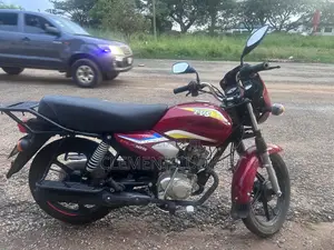 TVS HLX 125 2025 Red