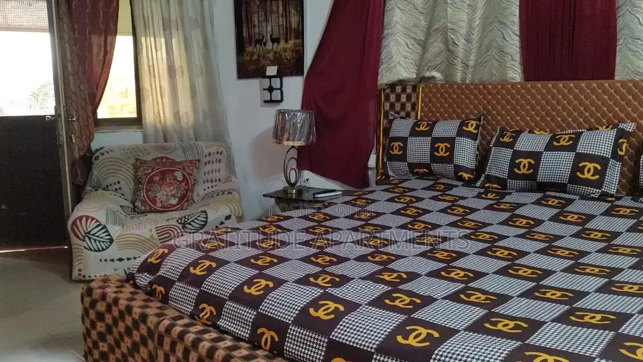 Presidential Suite-1brm+Sit-Out Lounge Ghc500 Per Day:2guest