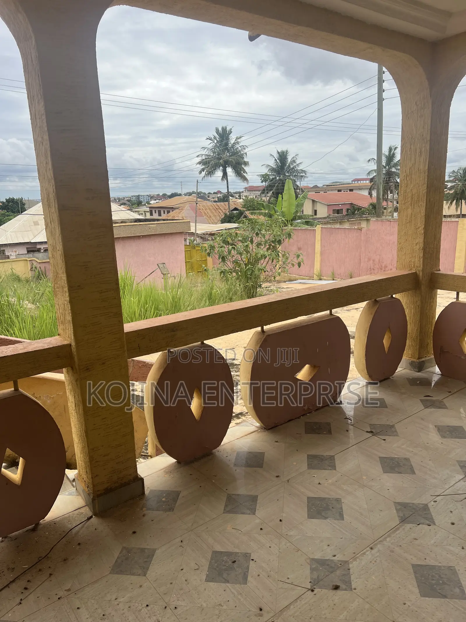 5bdrm House in Abrepo, Kumasi Metropolitan for sale