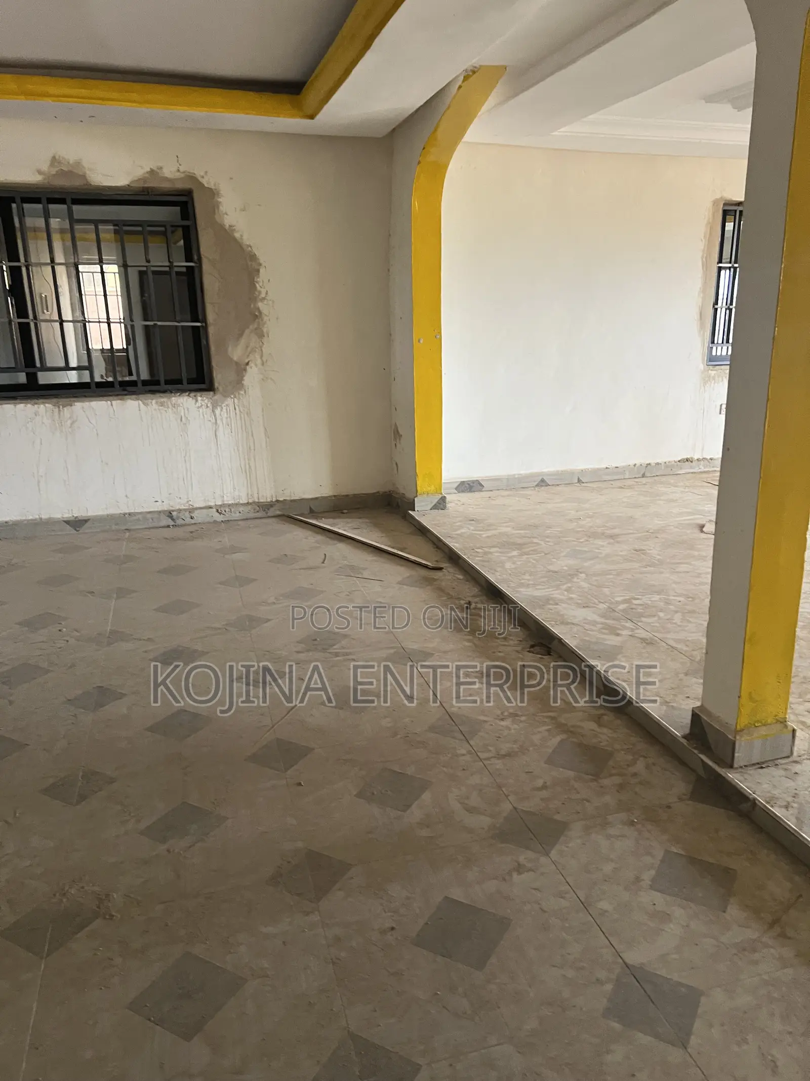 5bdrm House in Abrepo, Kumasi Metropolitan for sale