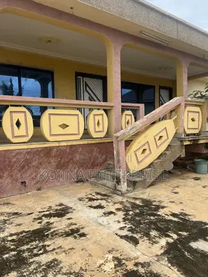5bdrm House in Abrepo, Kumasi Metropolitan for sale