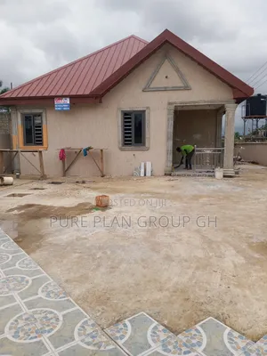 3bdrm House in Amasaman Obeyeyie for sale