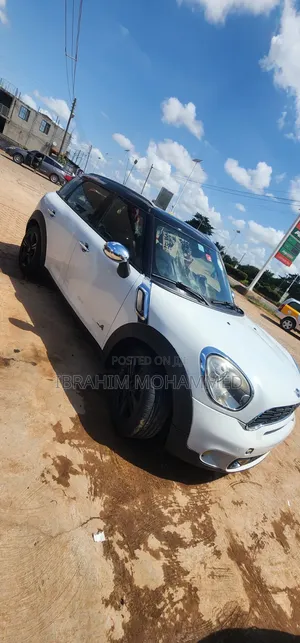 Mini Cooper Convertible S 2012 White