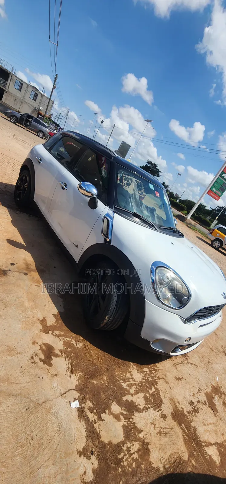 Mini Cooper Convertible S 2012 White