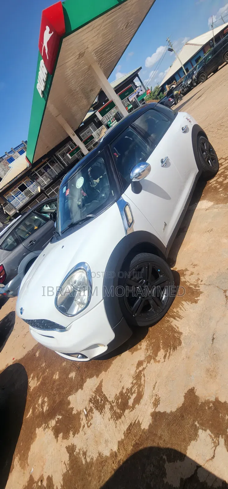 Mini Cooper Convertible S 2012 White