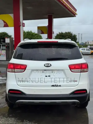Kia Sorento 4dr SUV 2016 White
