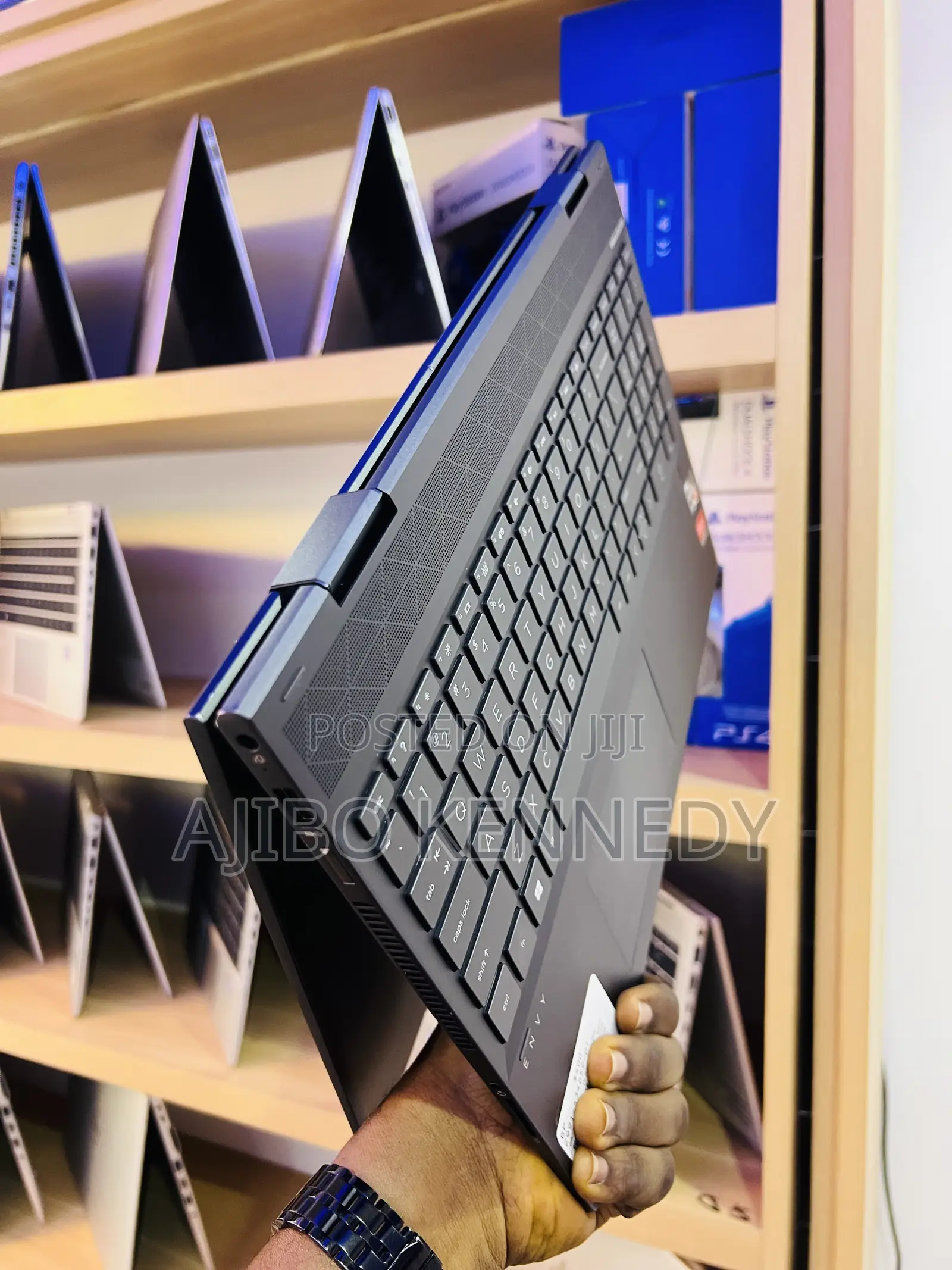 Laptop HP Envy 15 16GB AMD Ryzen 7 SSD 256GB
