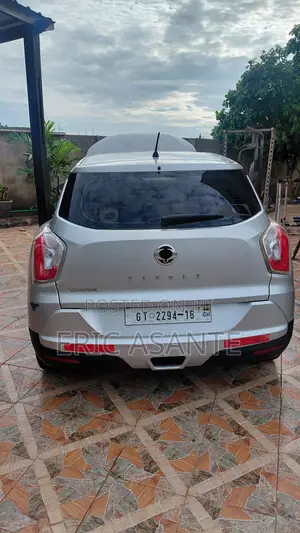 SsangYong Stavic 2016 Silver