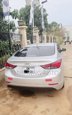 Hyundai Elantra SE 4dr Sedan (1.8L 4cyl 6A) 2014 Silver
