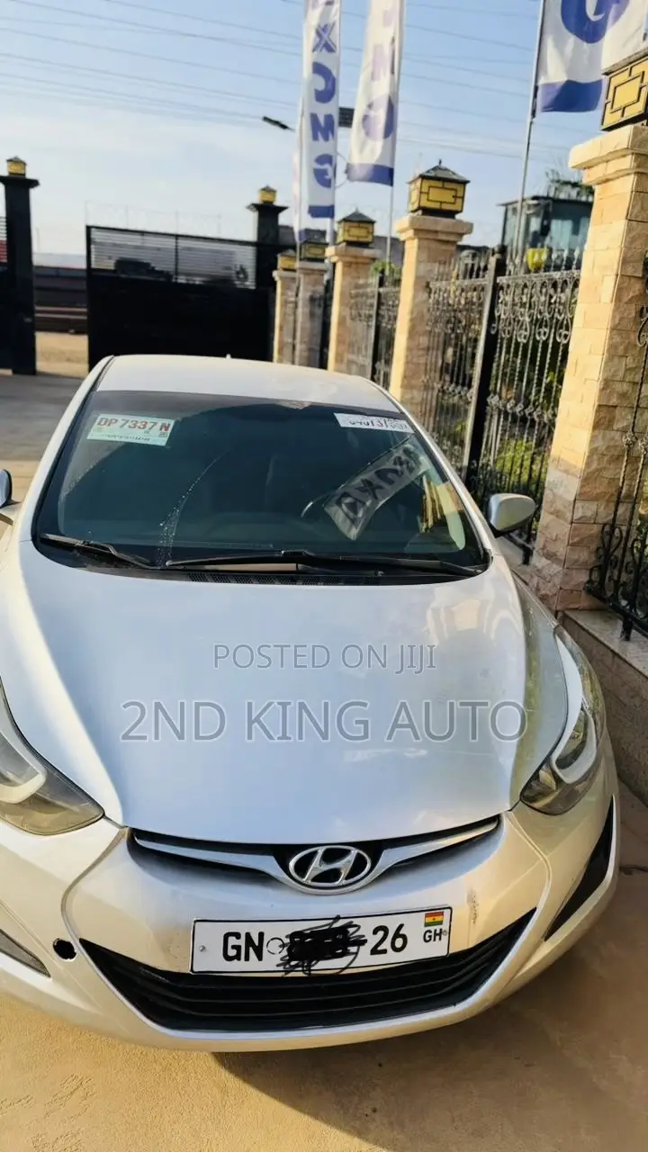 Hyundai Elantra SE 4dr Sedan (1.8L 4cyl 6A) 2014 Silver