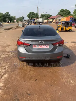 Hyundai Elantra SE 4dr Sedan (1.8L 4cyl 6M) 2014 Gray