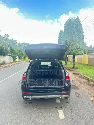 Mercedes-Benz GLC-Class 2022 Black