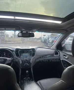 Hyundai Santa Fe 2014 Red