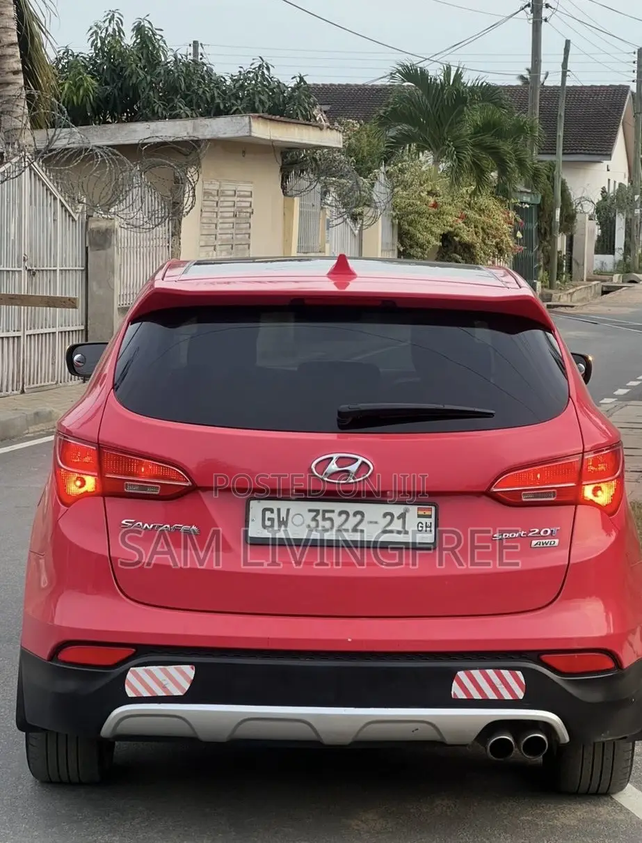 Hyundai Santa Fe 2014 Red