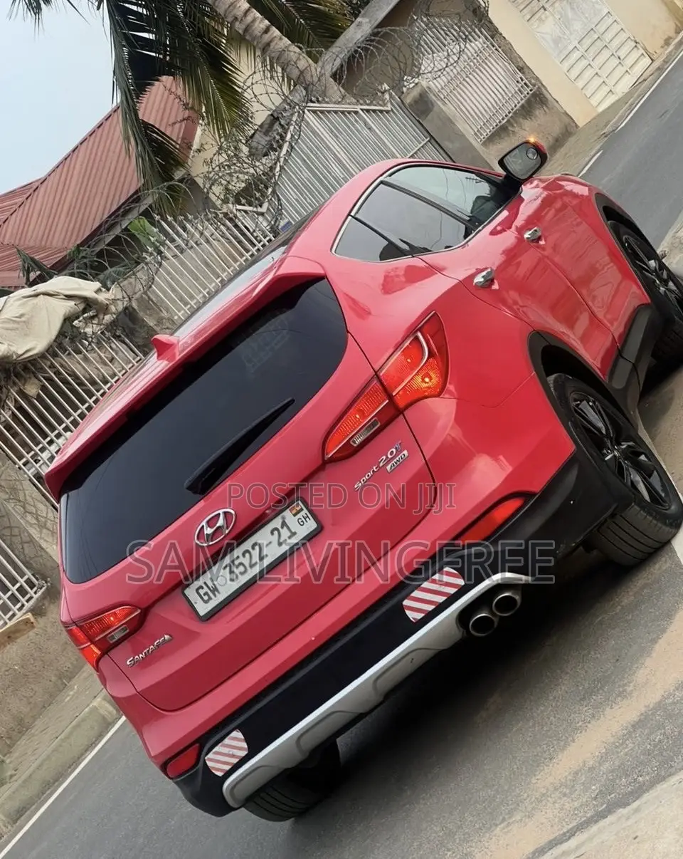 Hyundai Santa Fe 2014 Red