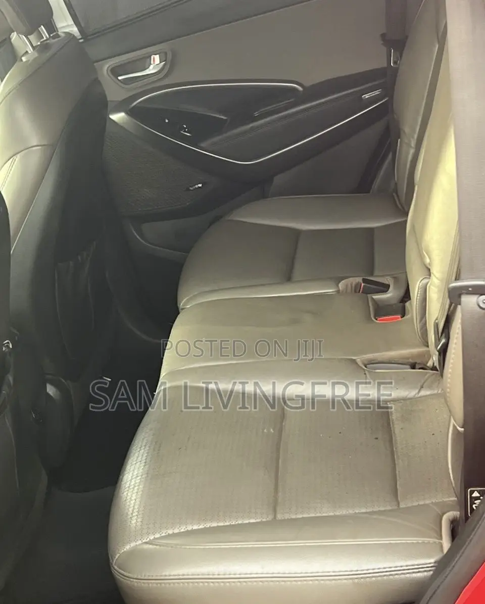 Hyundai Santa Fe 2014 Red