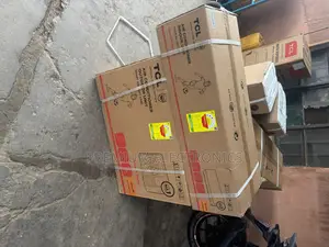 TCL 2.5hp R32 Gas Split on/Off Air Condition Tac-24csd/Zg11