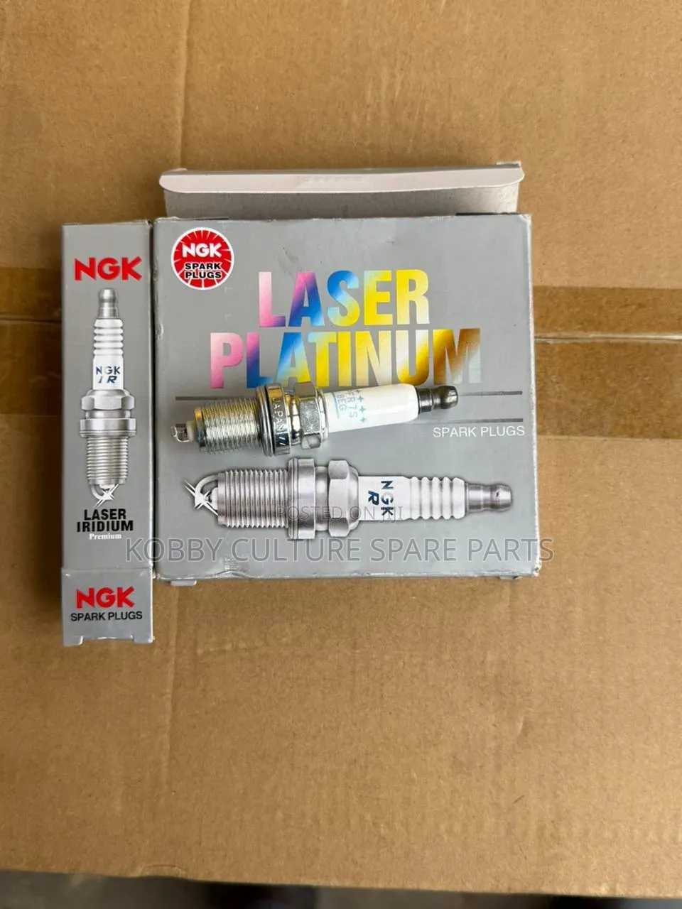 Original Brand New Car Spark Plugs Available for All Cars