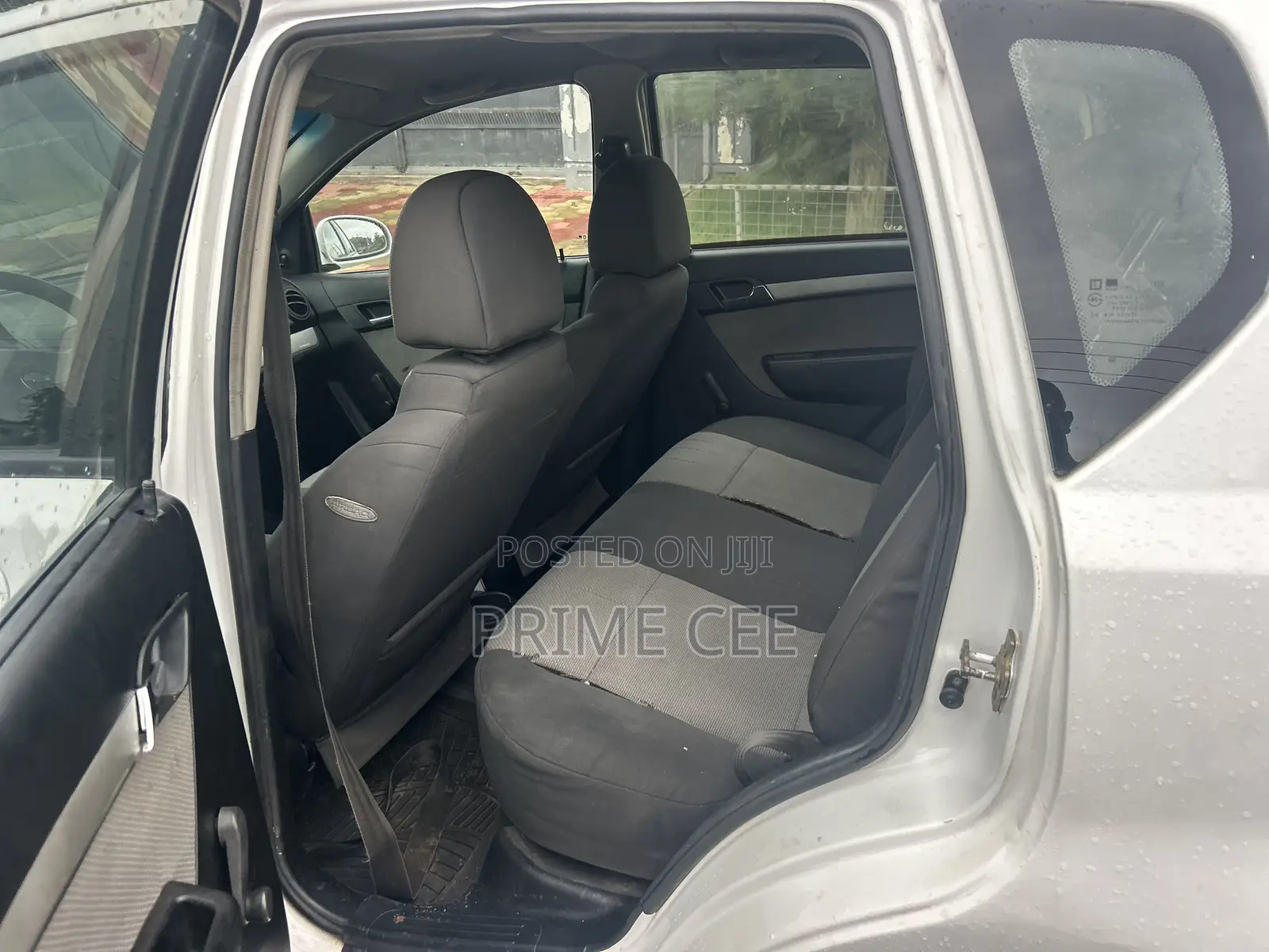 Chevrolet Aveo 2011 White