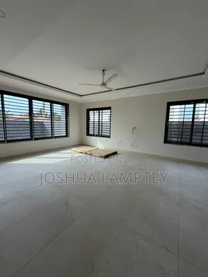 3bdrm House in Ashongman Estate, Police Station for sale