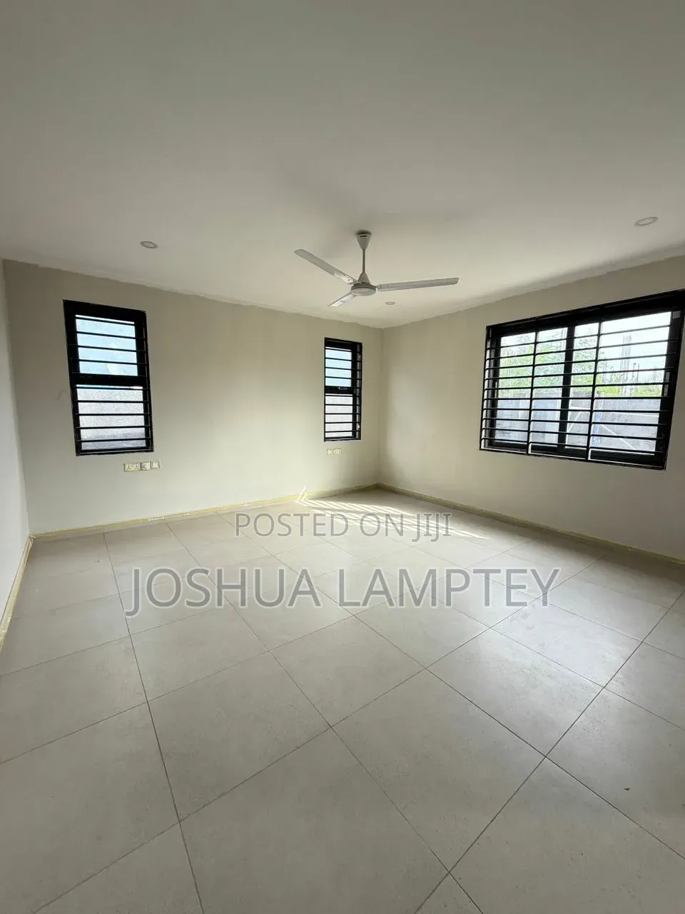 3bdrm House in Ashongman Estate, Police Station for sale