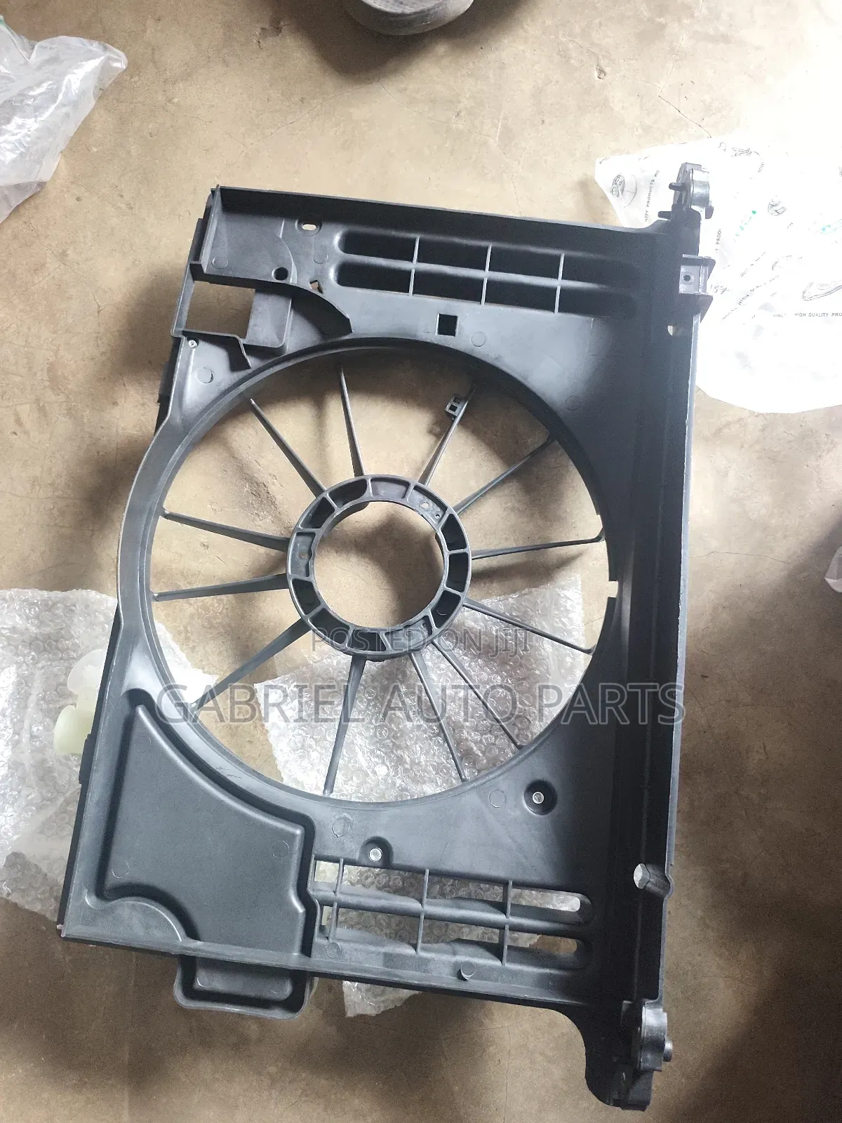 Toyota Corolla Fan Case 2017