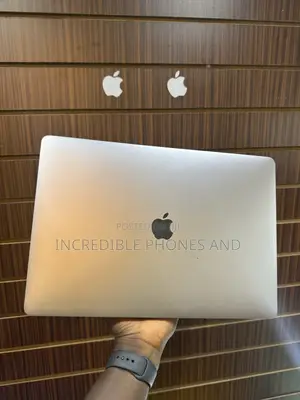 Laptop Apple MacBook Pro 2018 32GB Intel Core i7 SSD 256GB