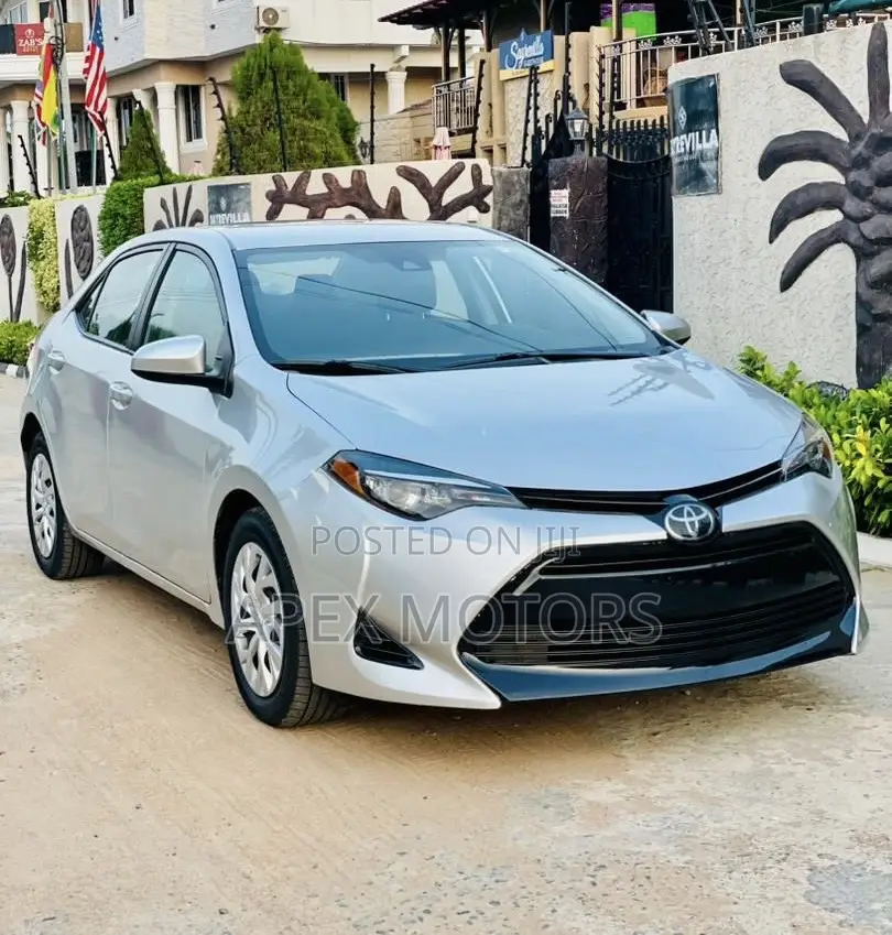 Toyota Corolla 2019 Silver