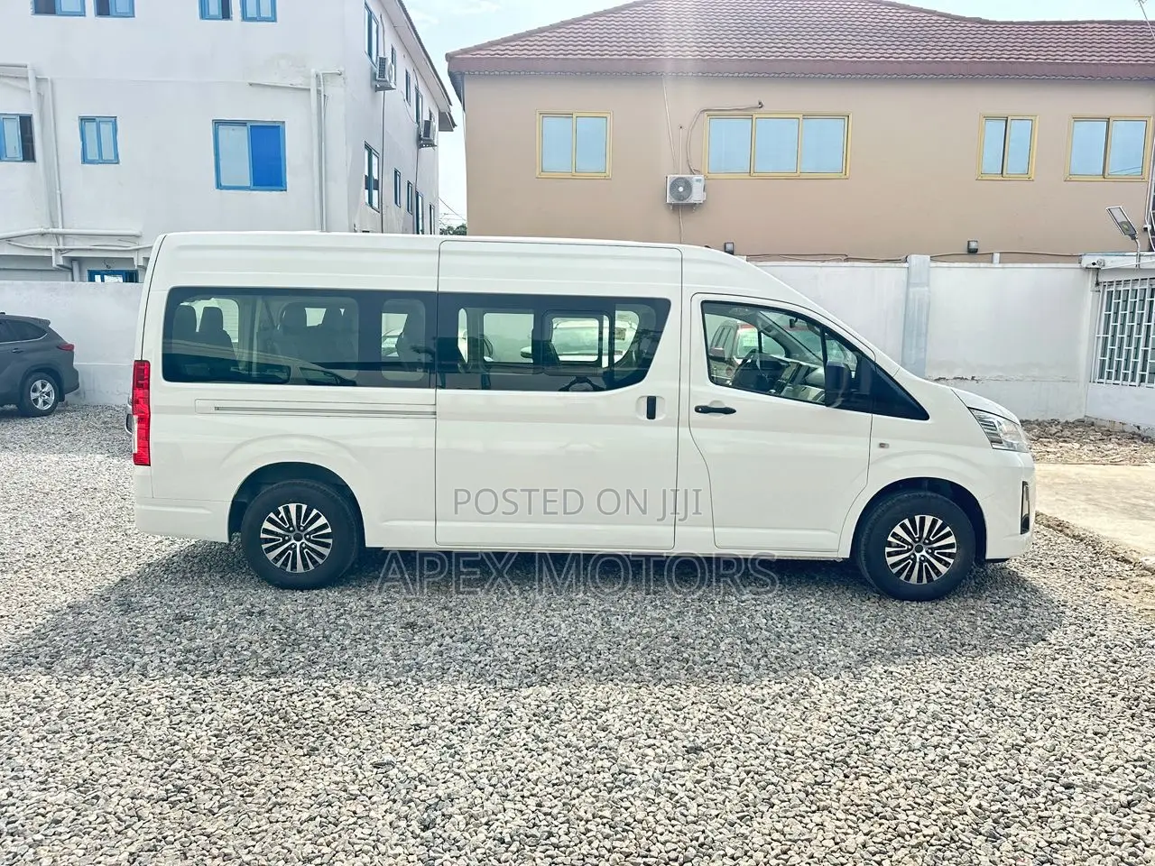 Toyota HiAce 2025 White