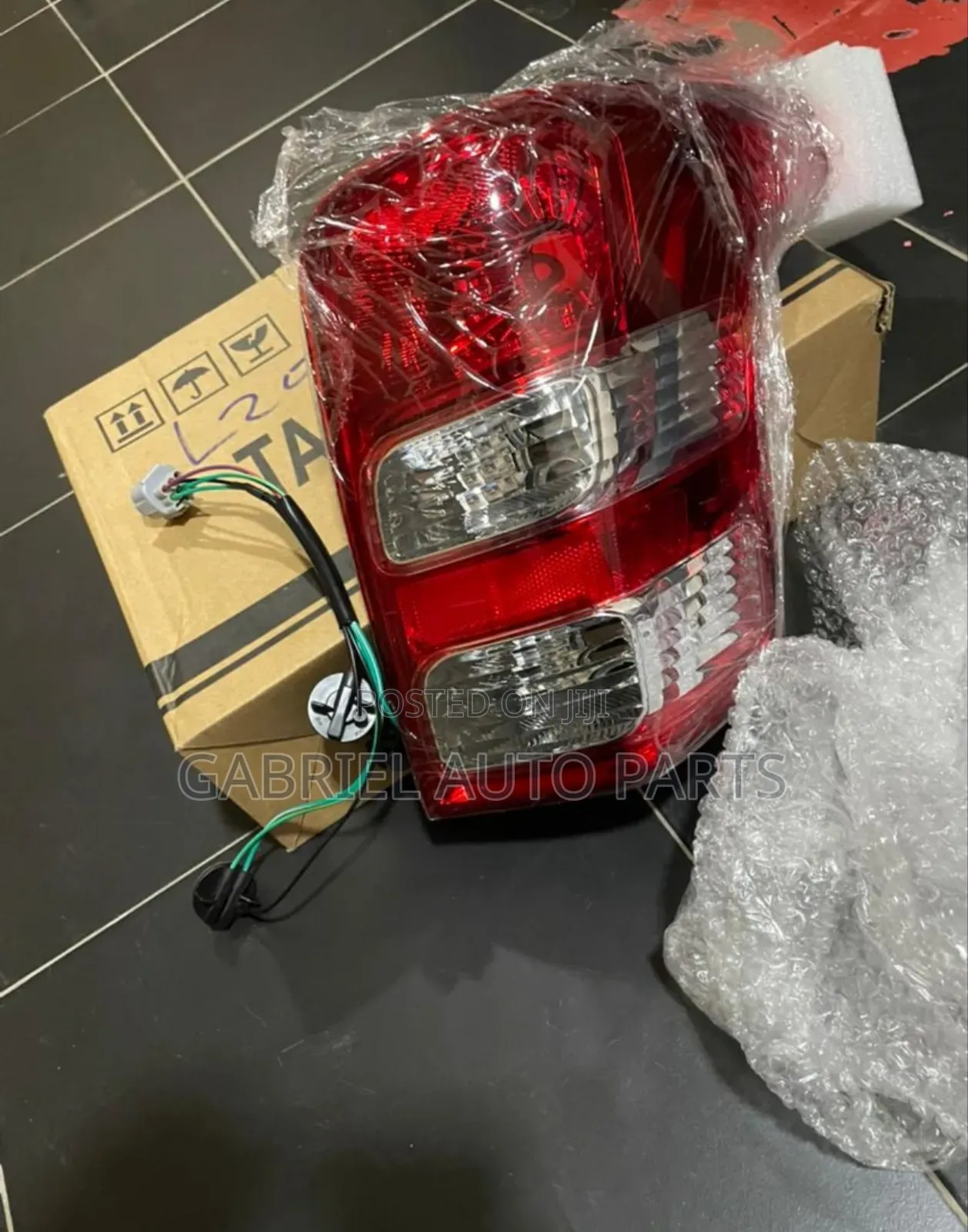 Mitsubishi L200 2015 Tail Light One Set