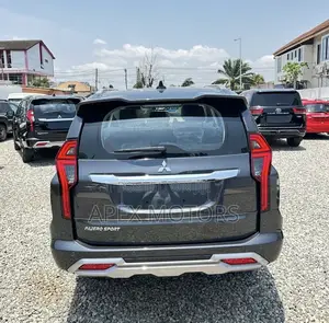 New Mitsubishi Pajero 2025 Gray