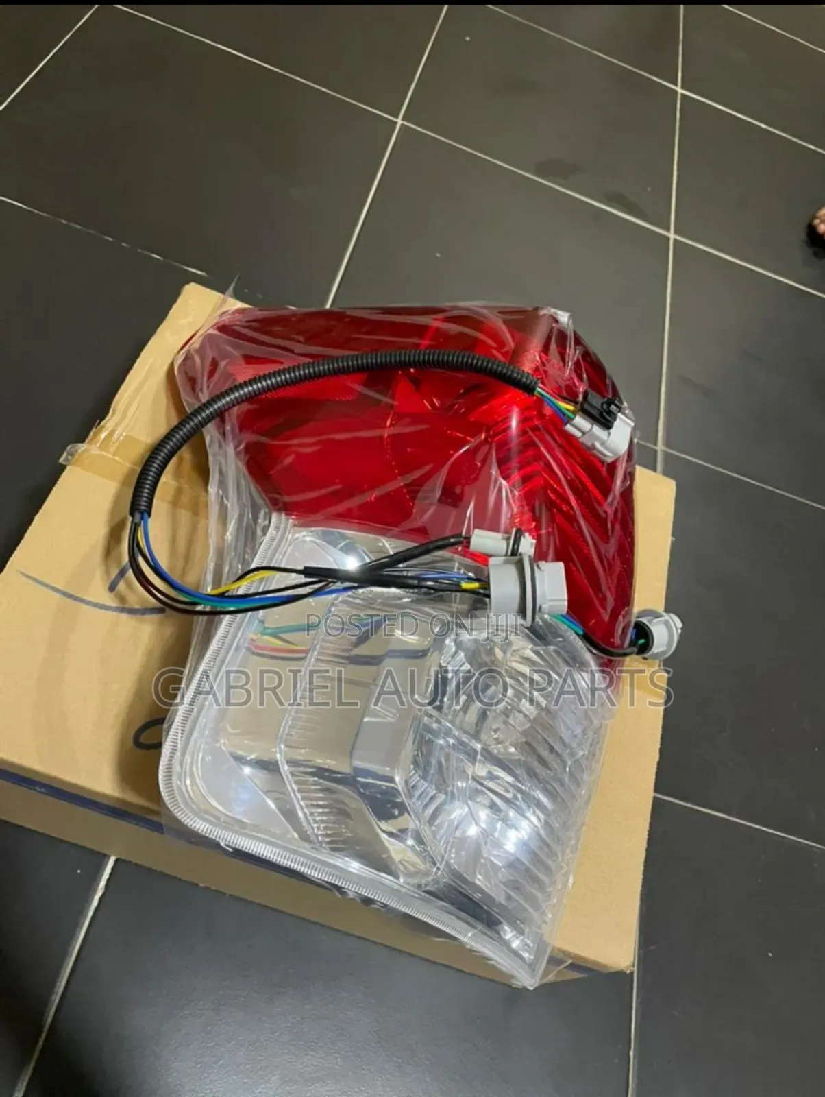 Toyota Tundra 2010 Taillight One Set