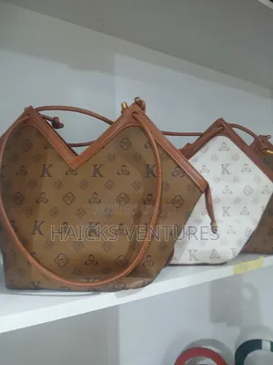 Special Ladies Shoulder Bag