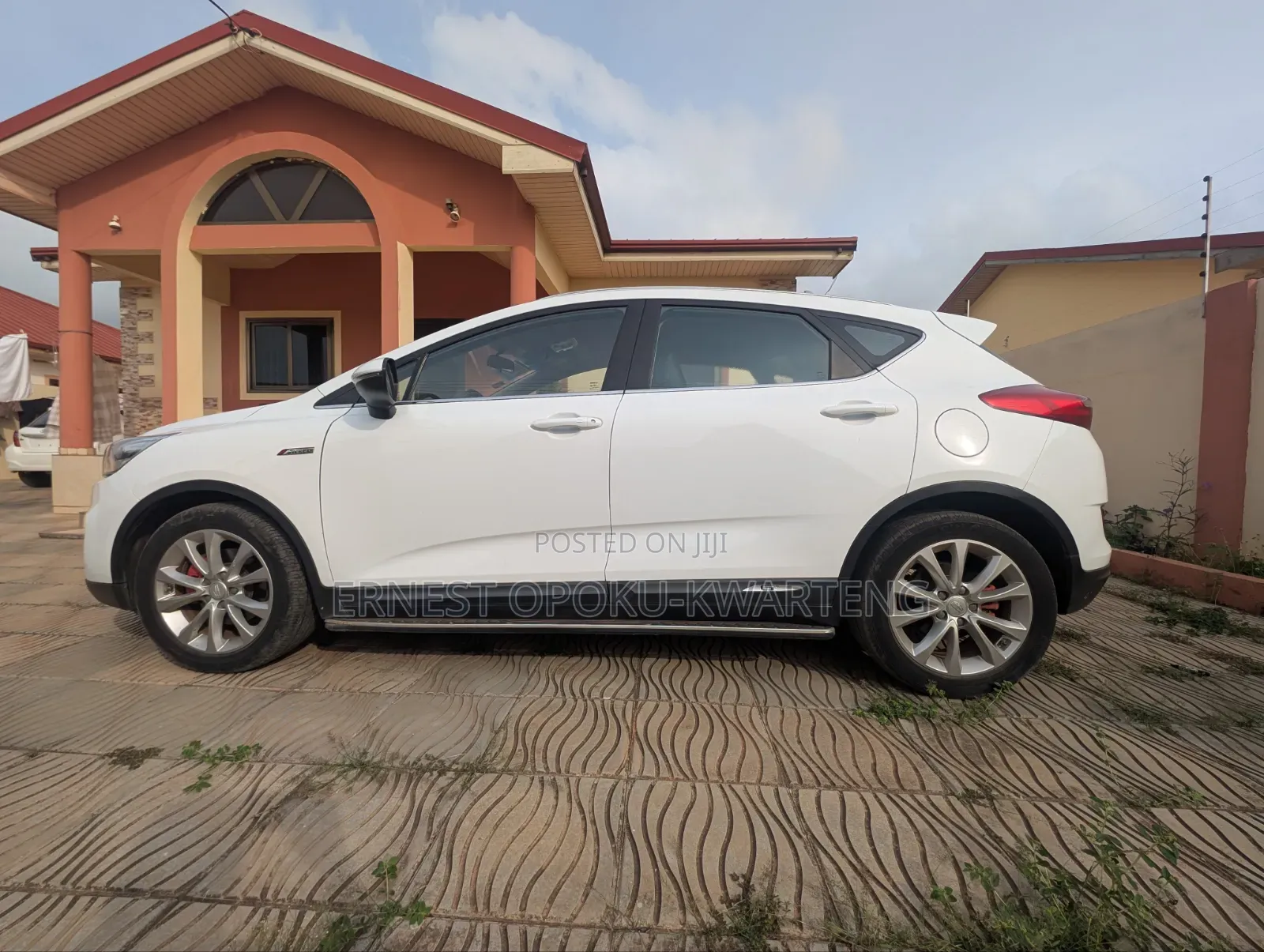 Geely Emgrand EC7 2017 White