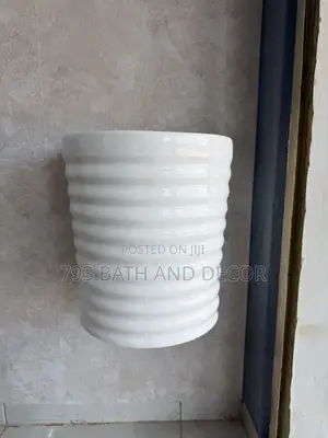 Wall Hung Basin