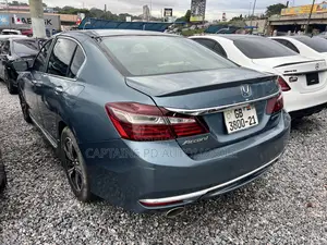 Honda Accord Sport 4dr Sedan FWD (2.4L 4cyl 2A) 2017 Gray