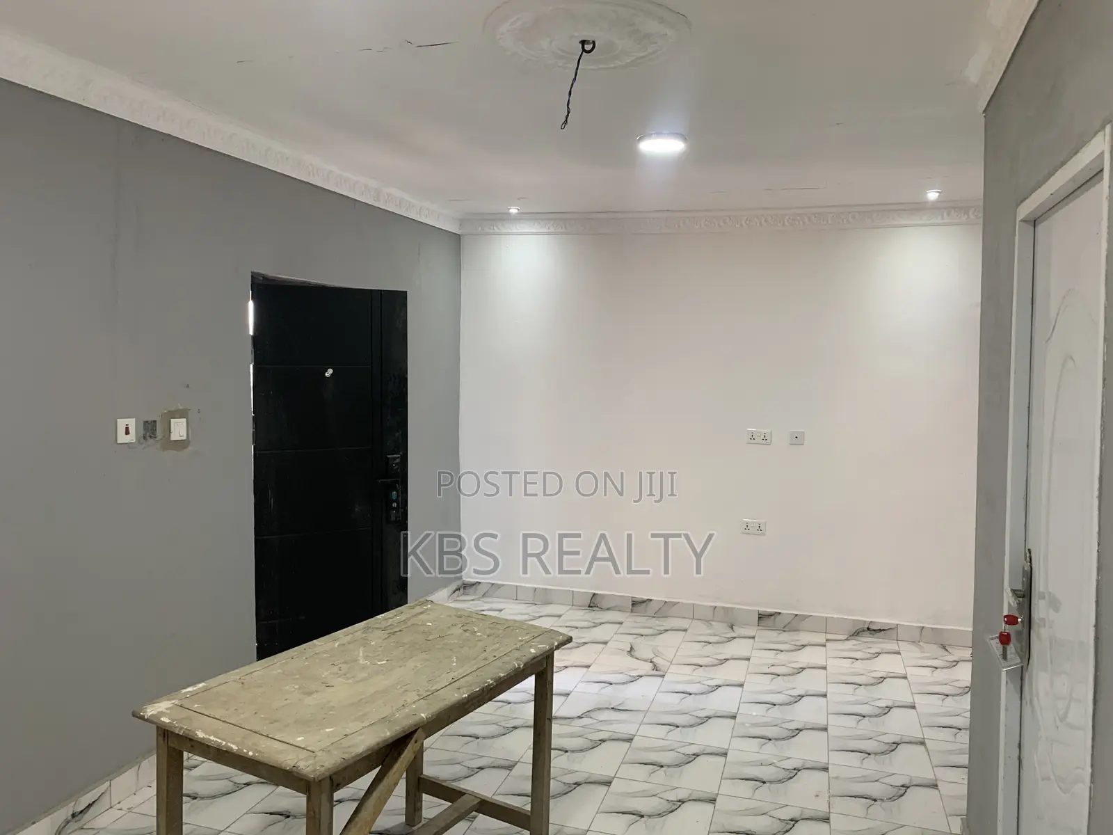 1bdrm Apartment in Ahodwo Daban, Kumasi Metropolitan for rent