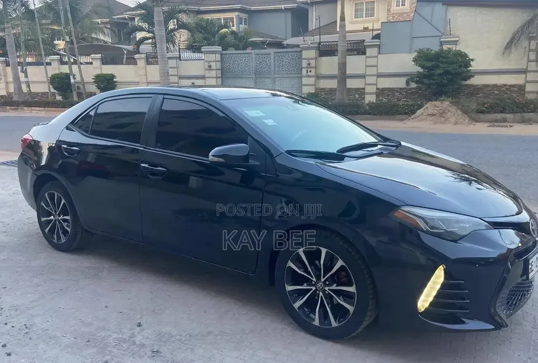 Clean Toyota Corolla for Rent